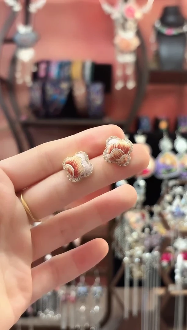 织绣 云织谣民族风精美饰品   72