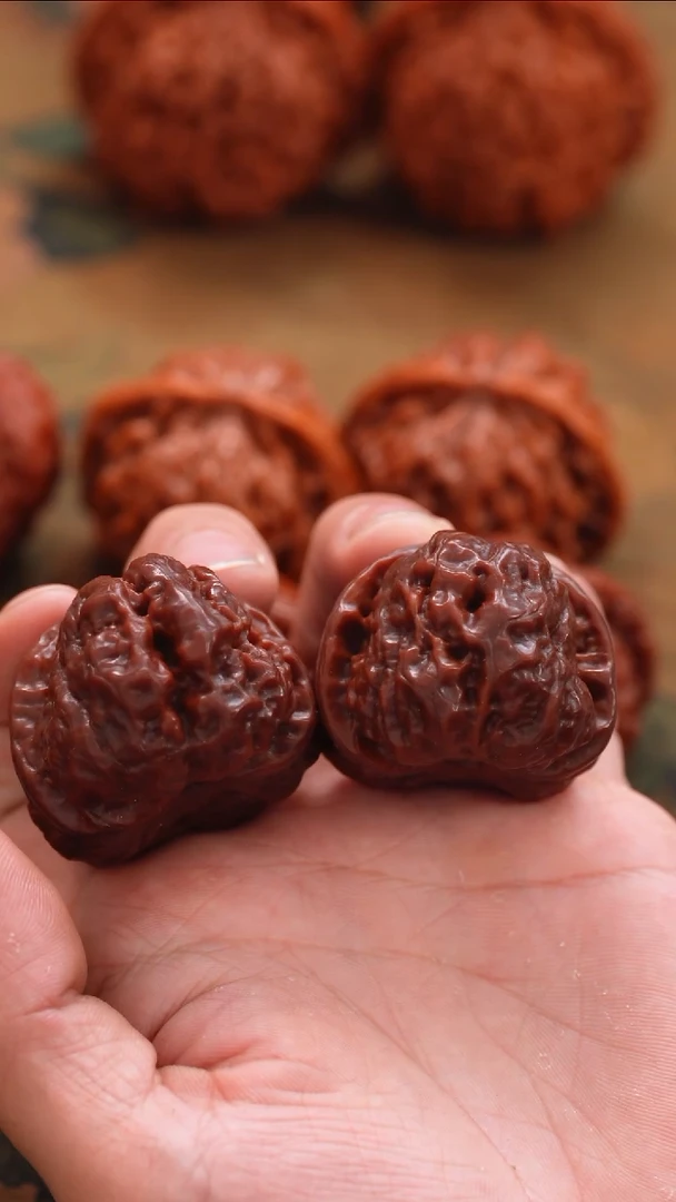 文玩核桃把件蛤蟆头