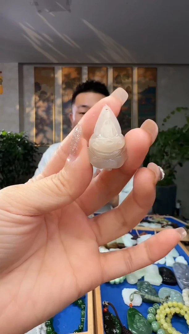 颈饰未镶嵌和田玉拍一发一