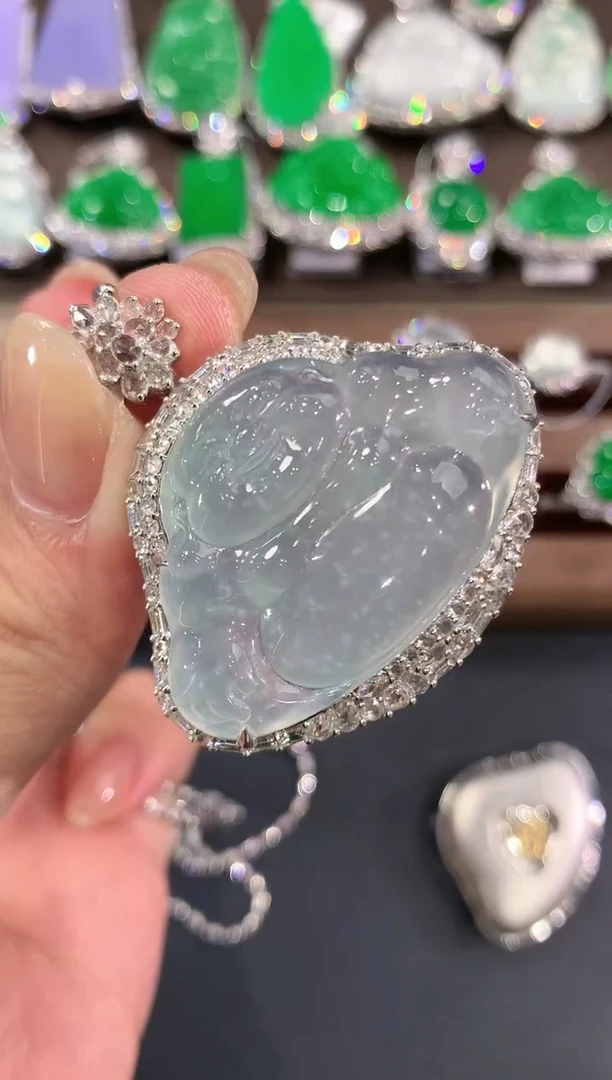 翡翠18K金镶嵌吊坠(不含链)威****装q2