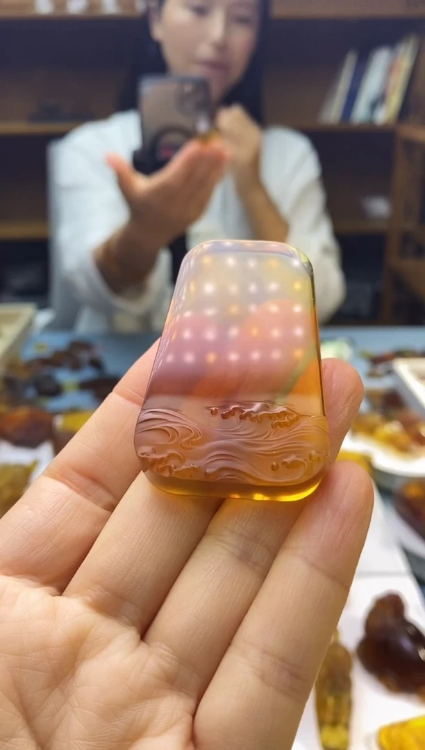 琥珀颈饰未镶嵌SN75-45（风生水起）