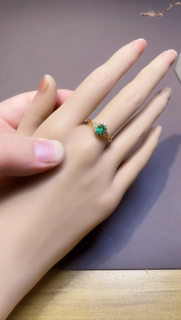 【闪购商品】祖母绿戒指银S925镶嵌一枚