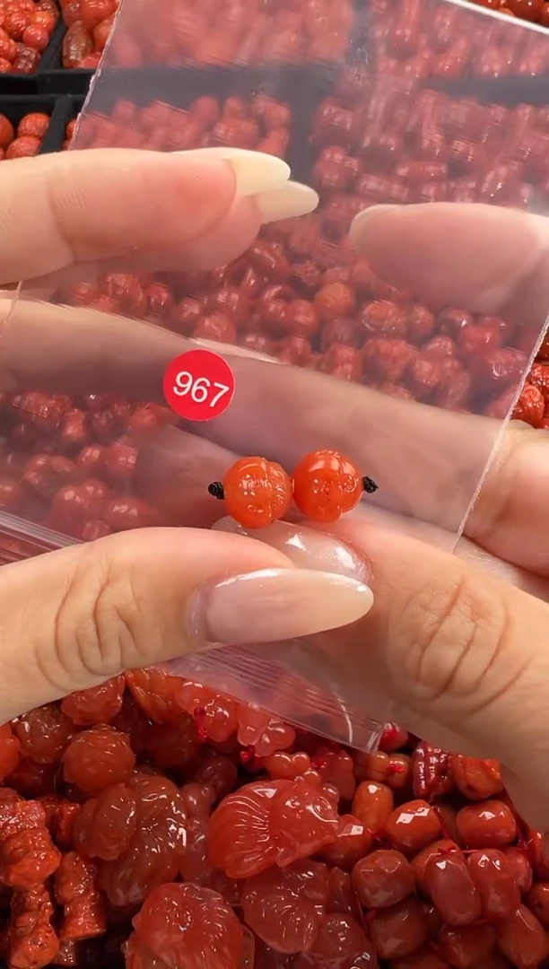 颈饰未镶嵌南红玛瑙1