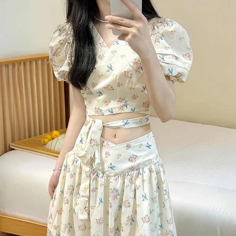 2025年新款气质甜美风泡泡套装韩版显瘦绑带上衣甜美夏季连衣裙女