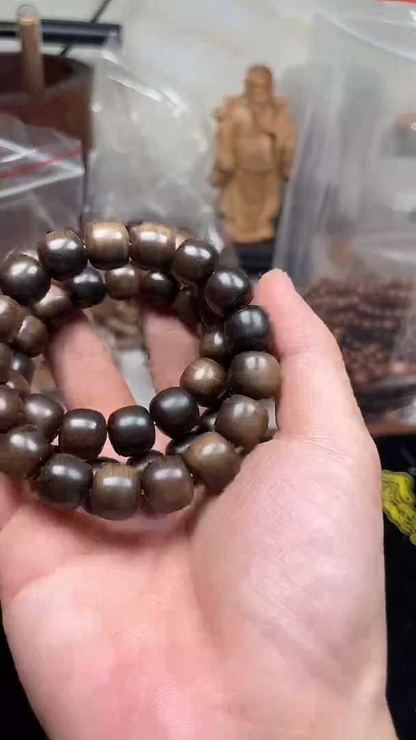 檀香木其他迈索尔12*13阴沉沉水多样性发其一