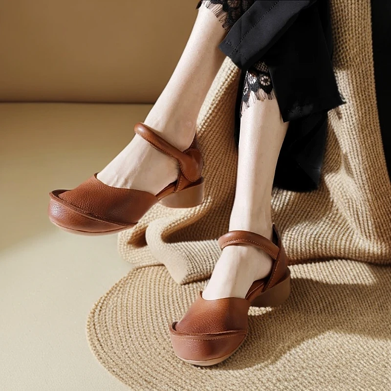 H1真皮复古软底单鞋女凉鞋一字带2025文艺风妈妈魔术贴粗跟春秋