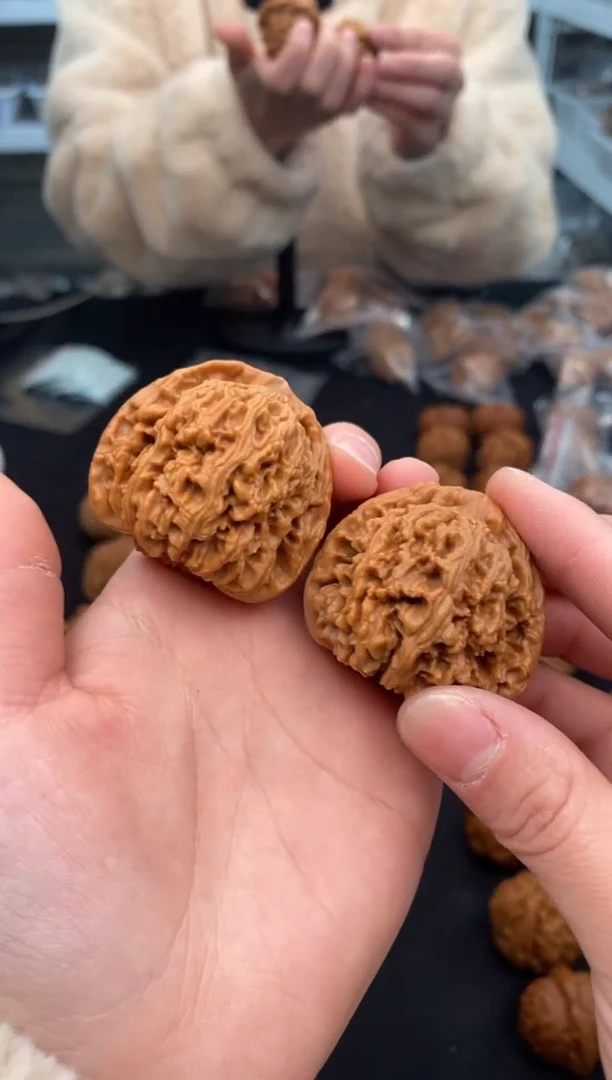 【闪购商品】文玩核桃把件南疆石41-u884