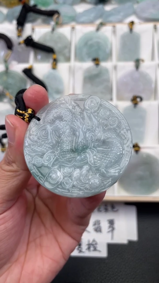 颈饰未镶嵌翡翠天然缅甸翡翠A货467