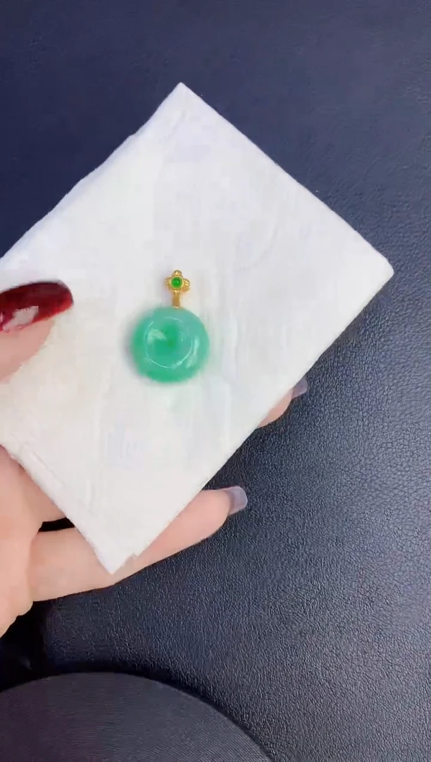 颈饰未镶嵌翡翠缅甸天然翡翠a货