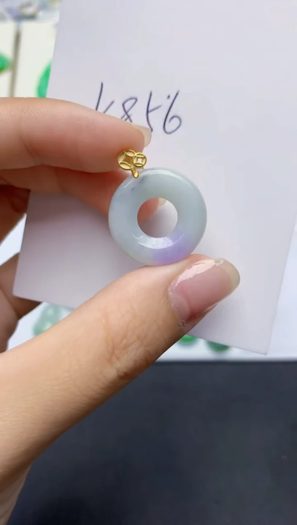 翡翠未镶嵌颈饰天然缅甸A货翡翠