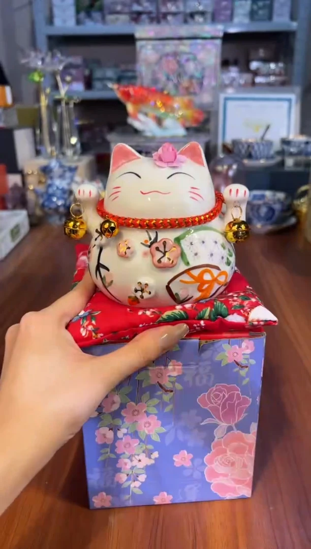 26小花季招财猫