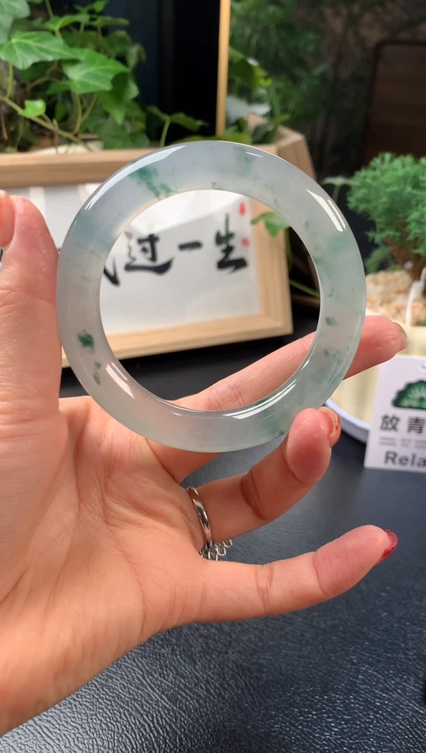 未镶嵌手镯翡翠快***举飘花圆条57+