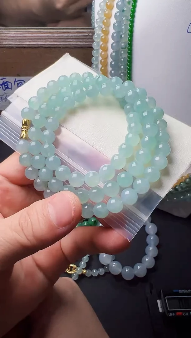 定制翡翠未镶嵌卡8左右