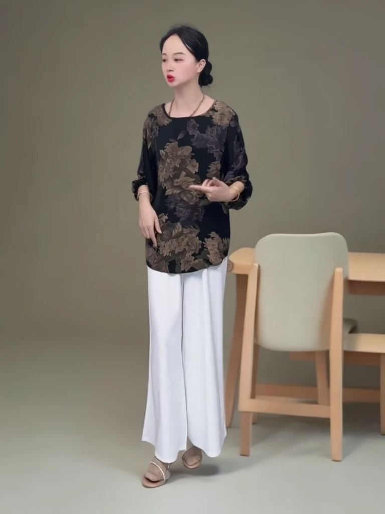 （800-900）上衣短袖显瘦洋气休闲时尚百搭夏季女士宽松印花圆领