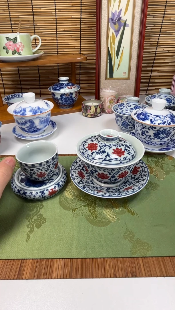 釉里红缠枝莲3件套