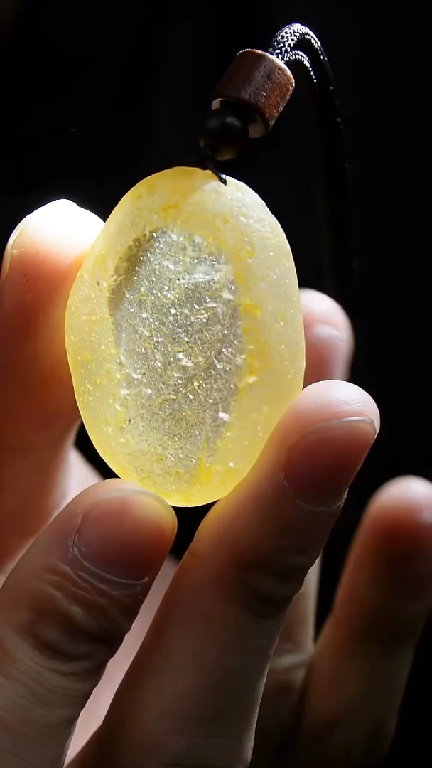 吊坠(赠链)未镶嵌水晶水晶