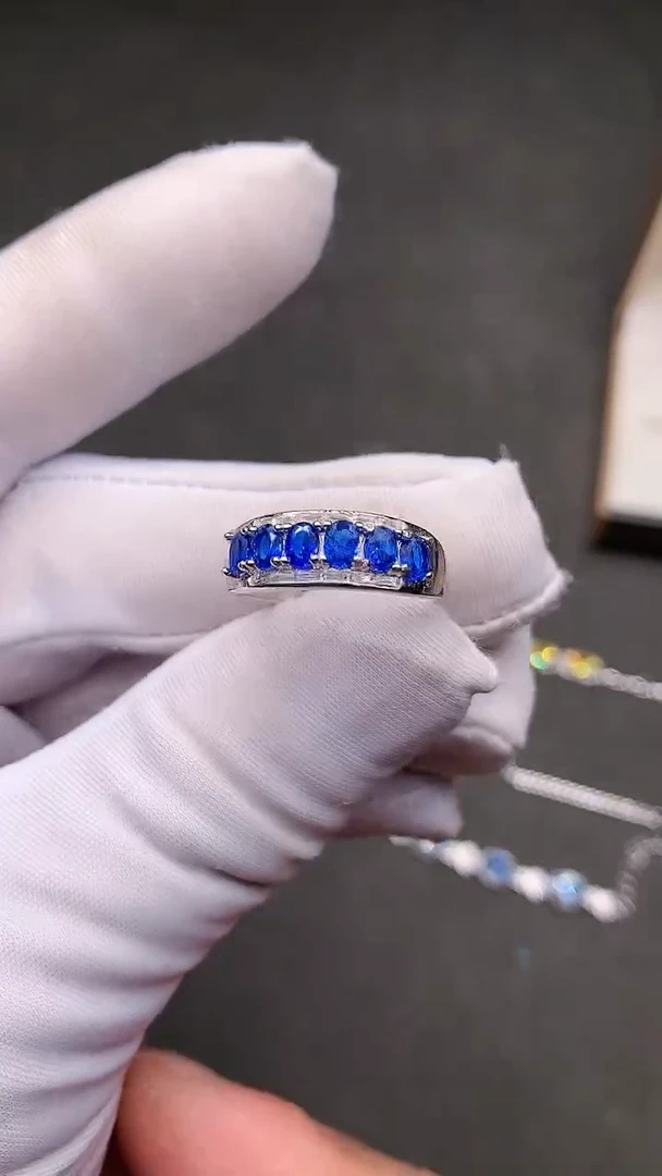 【闪购商品】蓝宝石戒指银S925镶嵌............