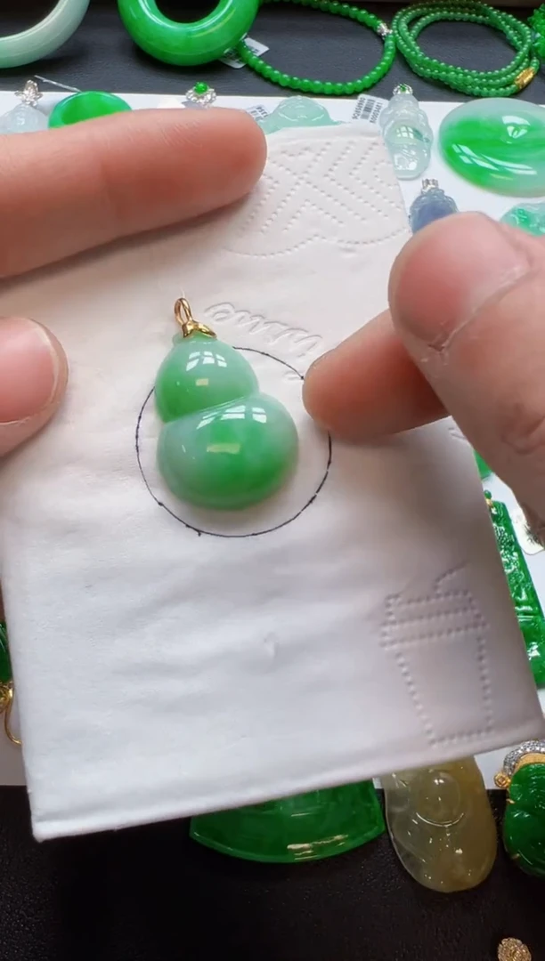 【闪购商品】定制翡翠18K金镶嵌520元