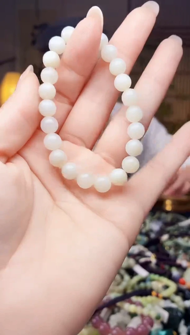 颈饰未镶嵌和田玉多样性发货，拍一发一