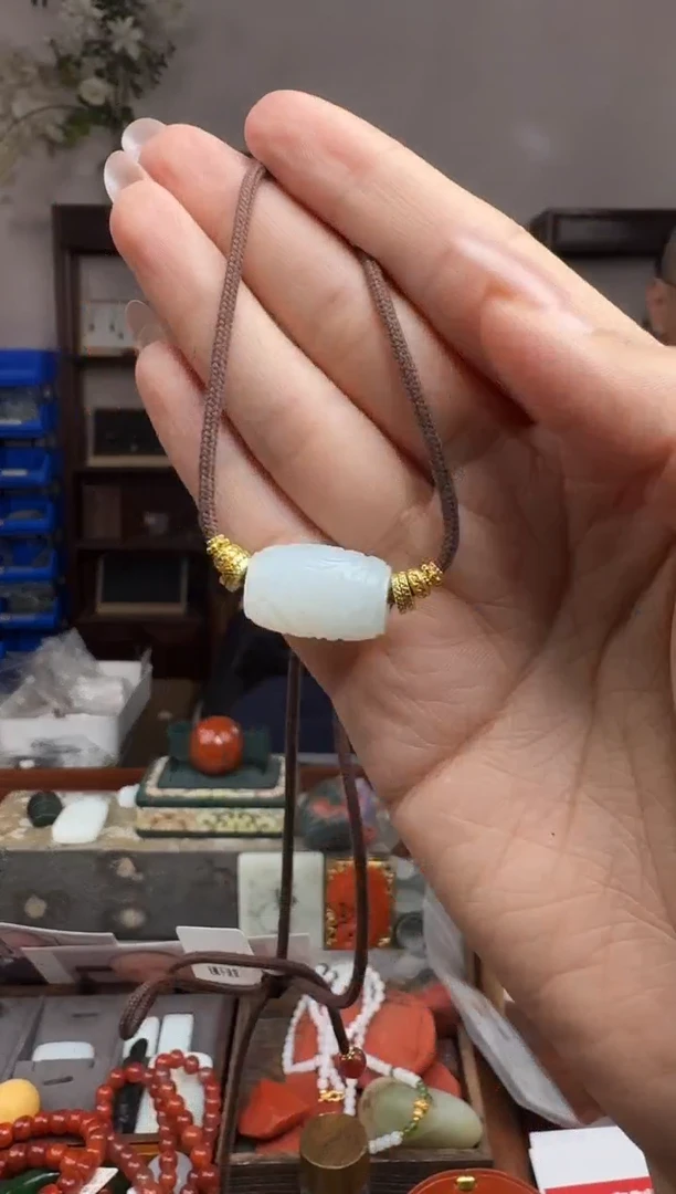 未镶嵌和田玉挂件3930