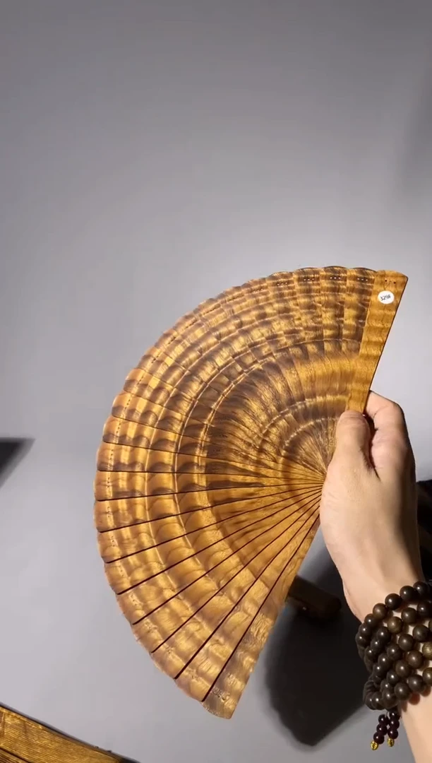 金丝楠๑***๑329号18cm乌木金丝楠小叶桢楠扇子