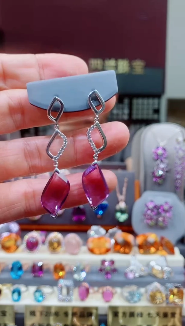 紫晶耳饰银S925镶嵌清**笑紫晶耳钉