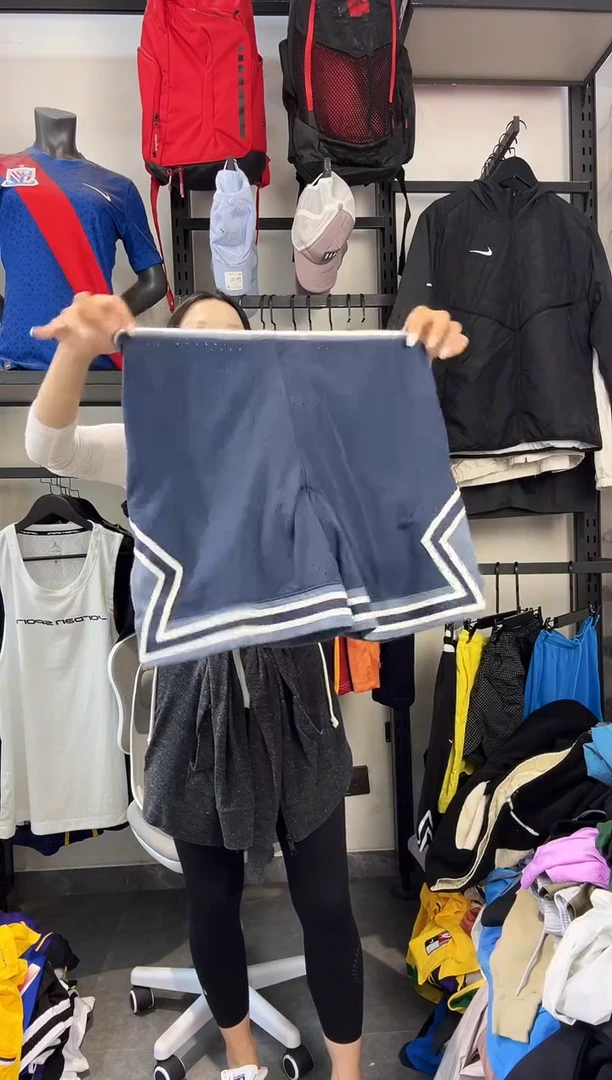 163编码 瑕疵款直播间过款为准 尺码M