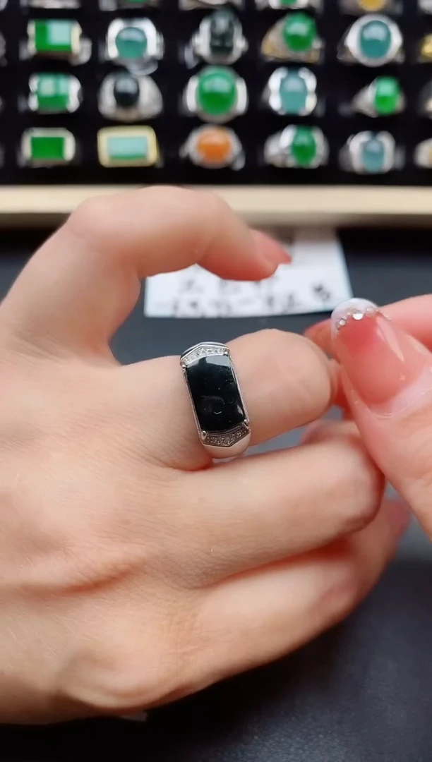 【闪购商品】翡翠戒指银S925镶嵌122121