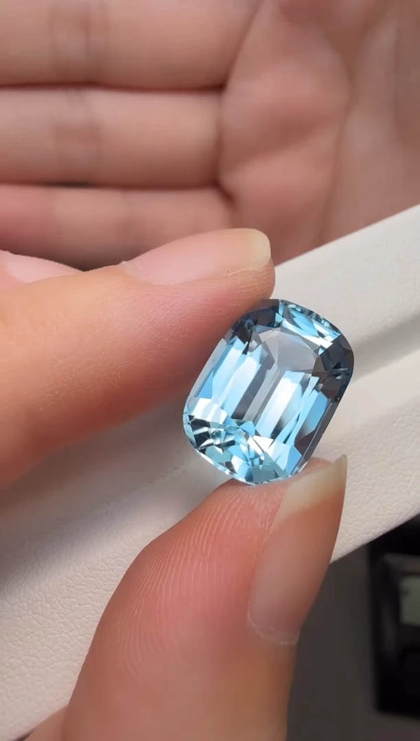未镶嵌裸石托帕石12ct-A385-1p