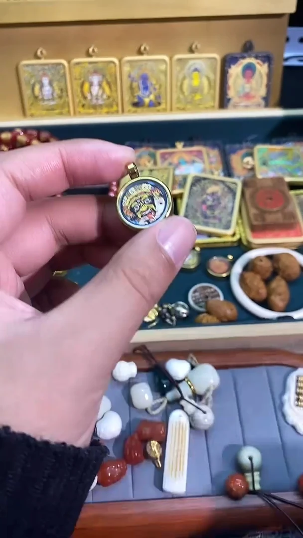 铜合金无传*小卡札记吊坠