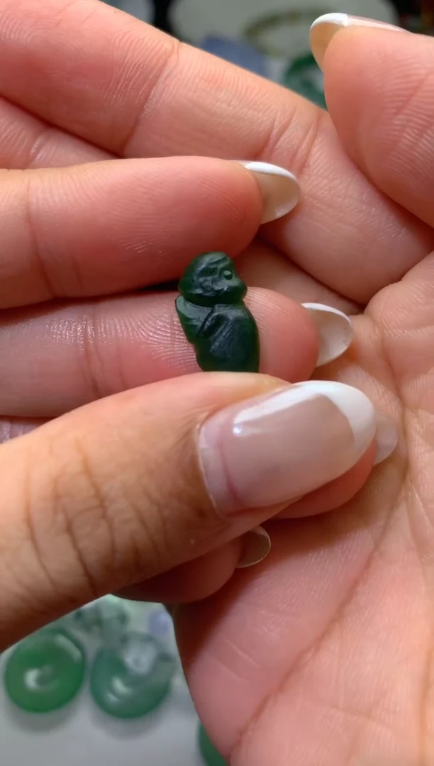 未镶嵌定制翡翠弛毛货