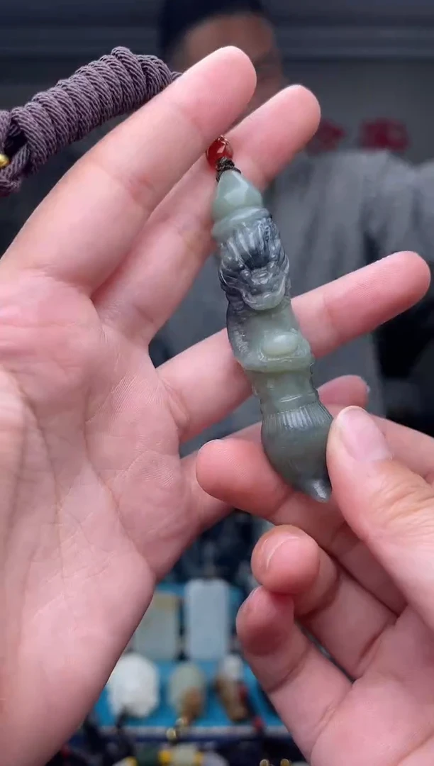 未镶嵌和田玉挂件1