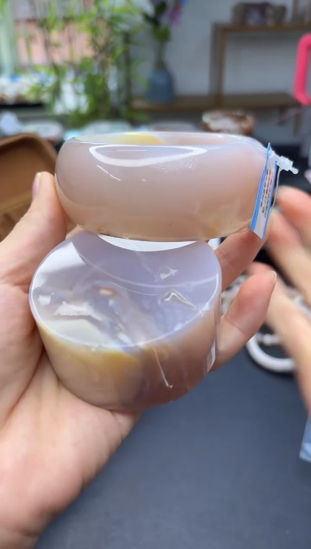 【闪购商品】石英质玉手镯未镶嵌A1188(63圈赠送镯心)