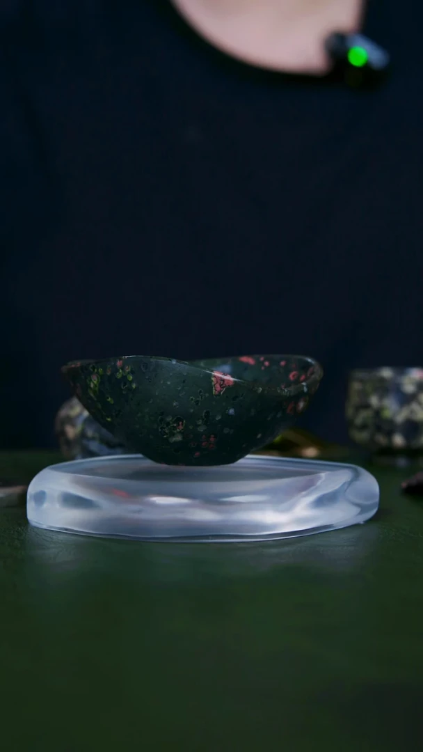 66 老师手工作品，梅花玉 一物一拍