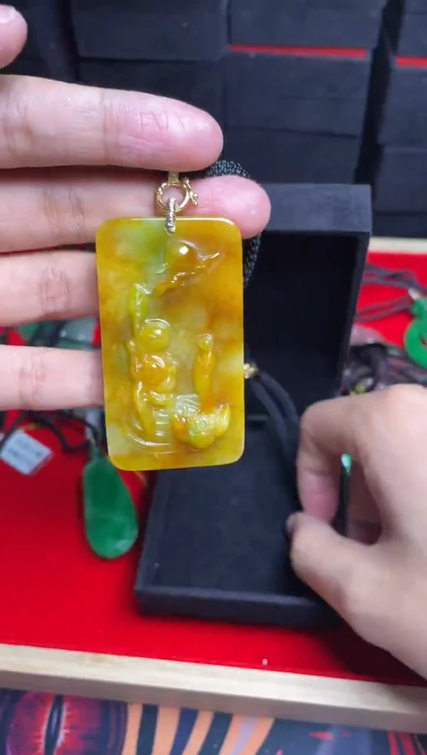 吊坠(赠链)未镶嵌翡翠面条推荐A006