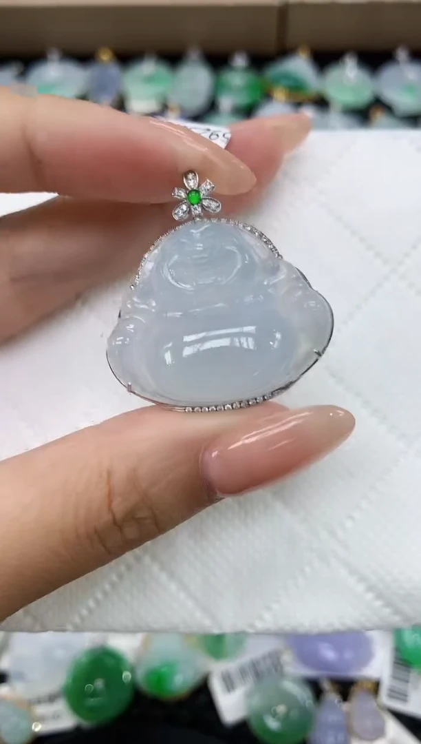 颈饰18K金镶嵌翡翠11111111111