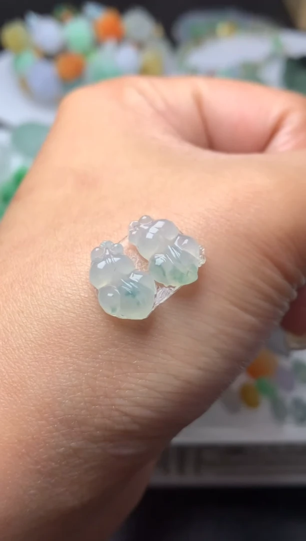 定制翡翠未镶嵌毛货 12.8-7.5-3.5