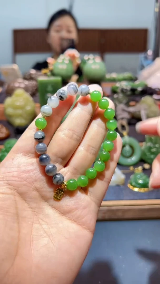 和田玉未镶嵌手串1