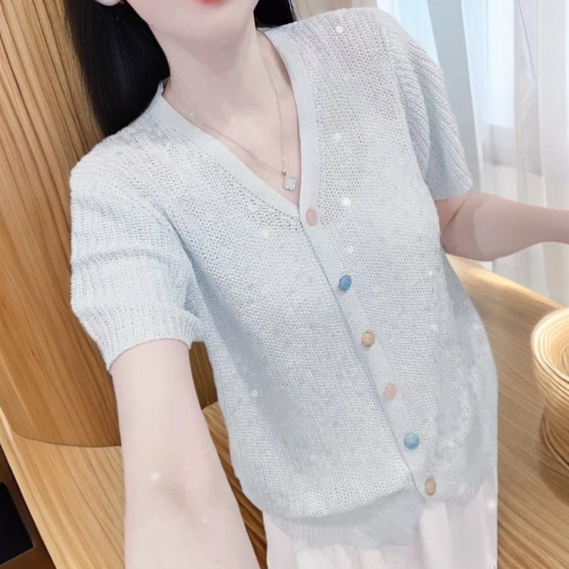 361夏季V领亮片彩扣轻奢开衫百搭显瘦短袖常规袖女款