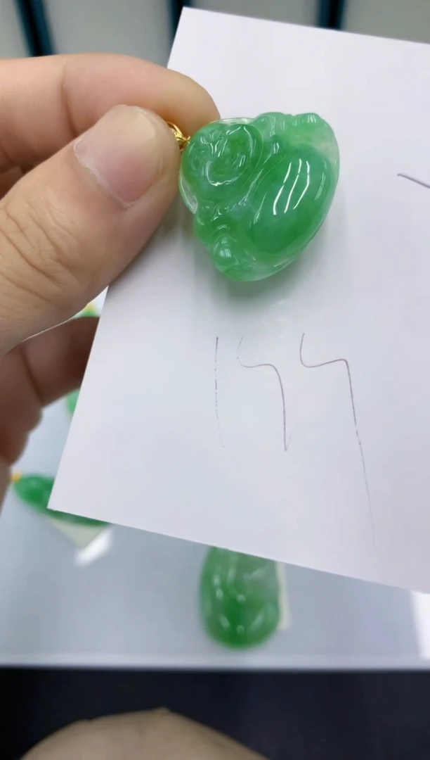 颈饰未镶嵌翡翠翡翠