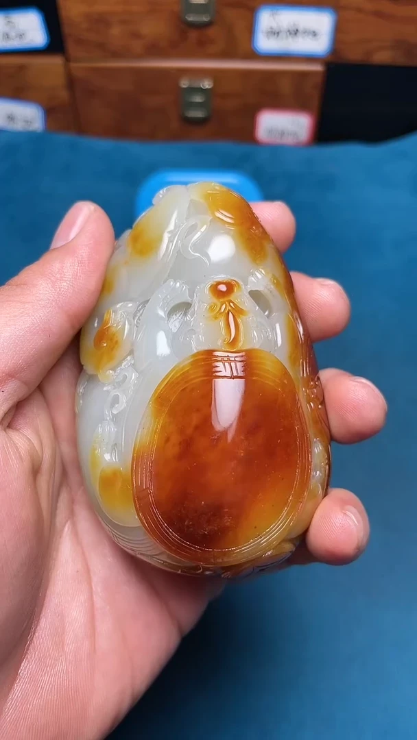 和田玉未镶嵌把件实***说和田玉