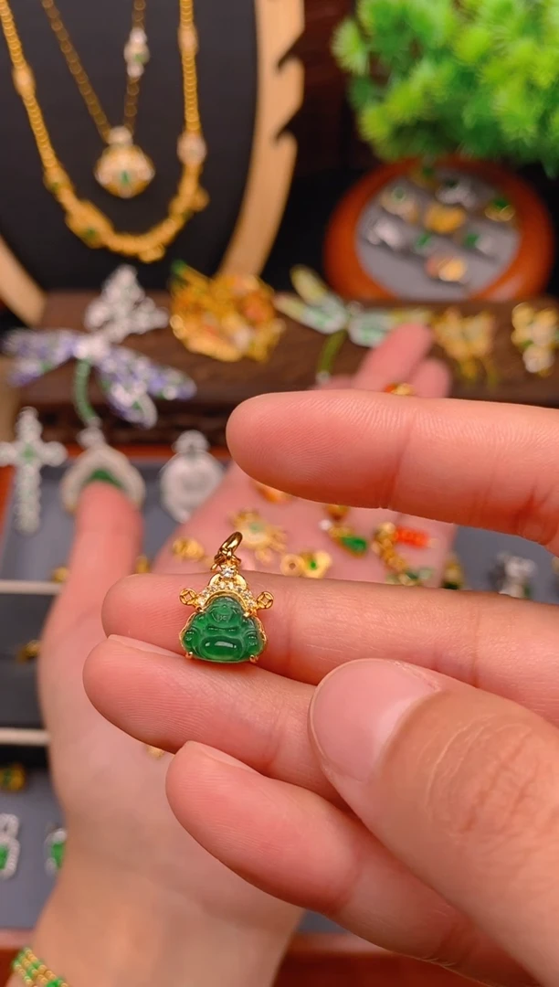 【闪购商品】翡翠吊坠(不含链)银S925镶嵌金色财神佛公