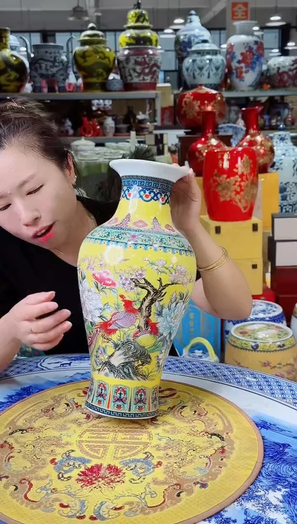 摆件花鸟陶瓷摆件赏瓶