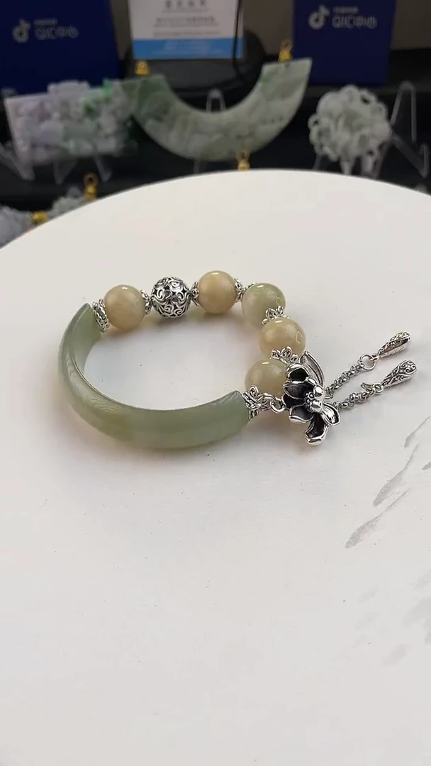 未镶嵌手链翡翠浅*手工定制默认微瑕主播介绍为准
