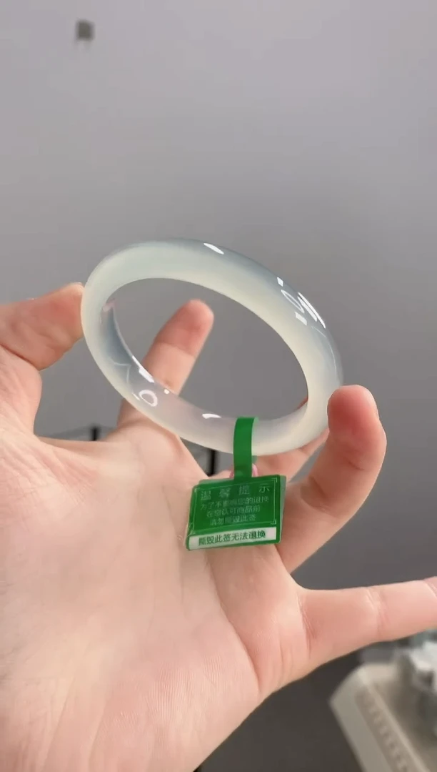 【闪购商品】玛瑙/玉髓手镯未镶嵌54圈