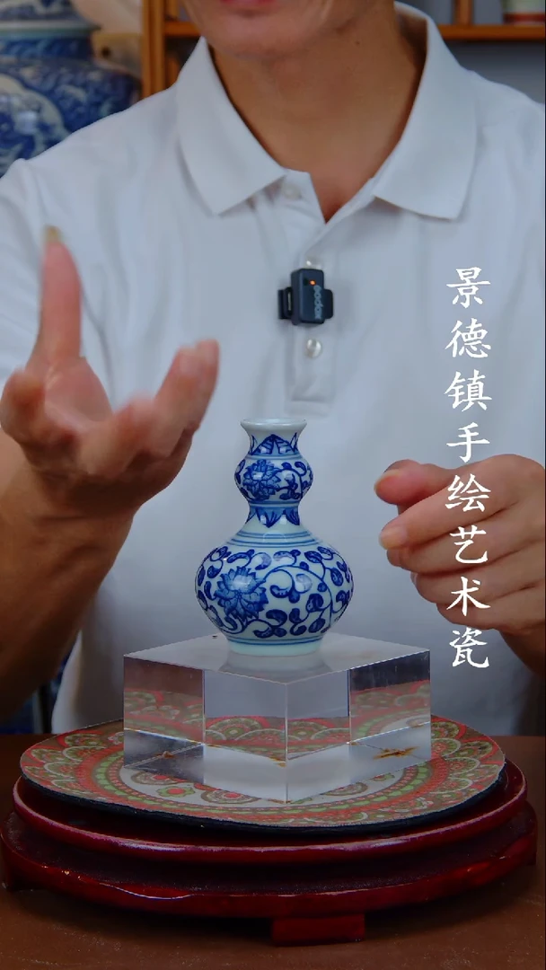 现代景德镇手工手绘陶瓷摆件9