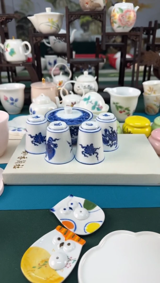 【闪购商品】瓷器 ······.......