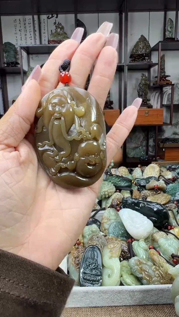 未镶嵌和田玉把件1