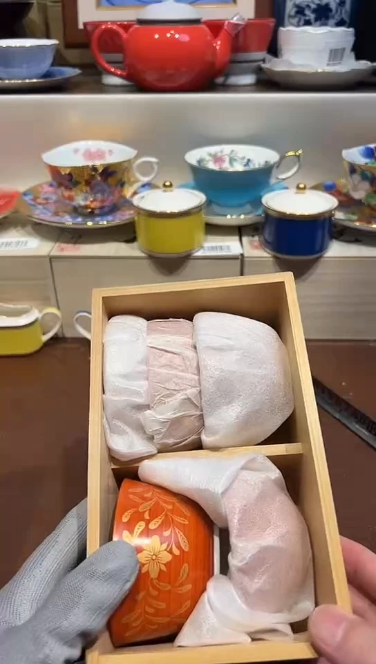 【闪购商品】中古回流瓷器好看，谨慎参拍