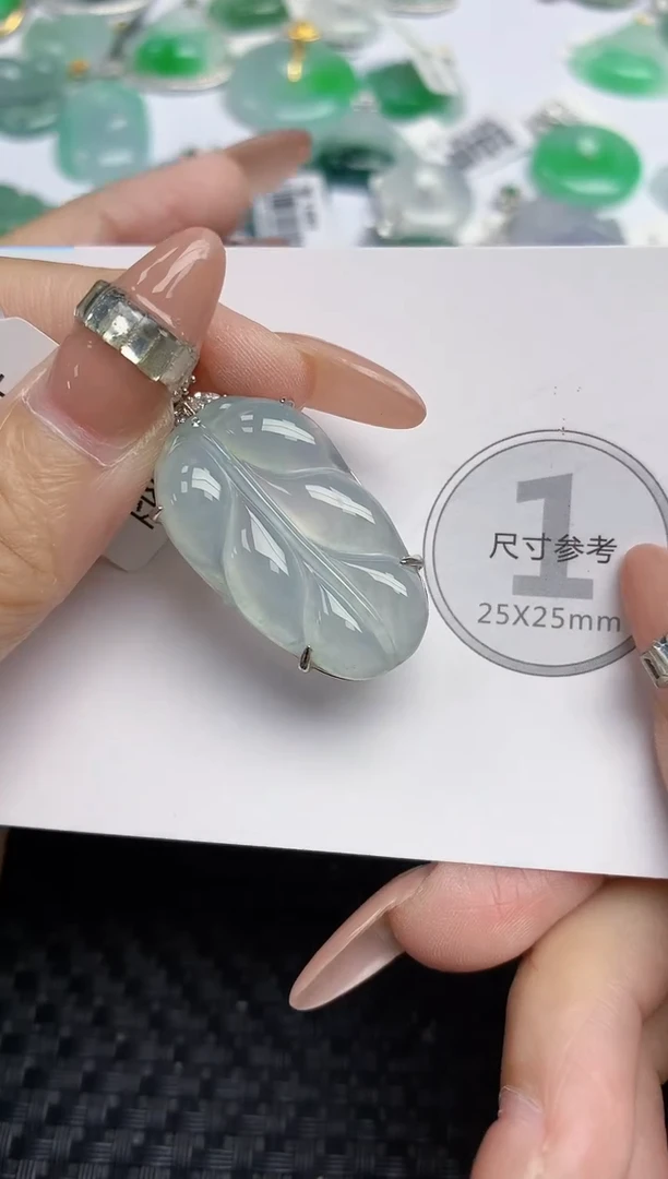 颈饰未镶嵌翡翠天然缅甸A货翡翠百元以上9元证书费自理